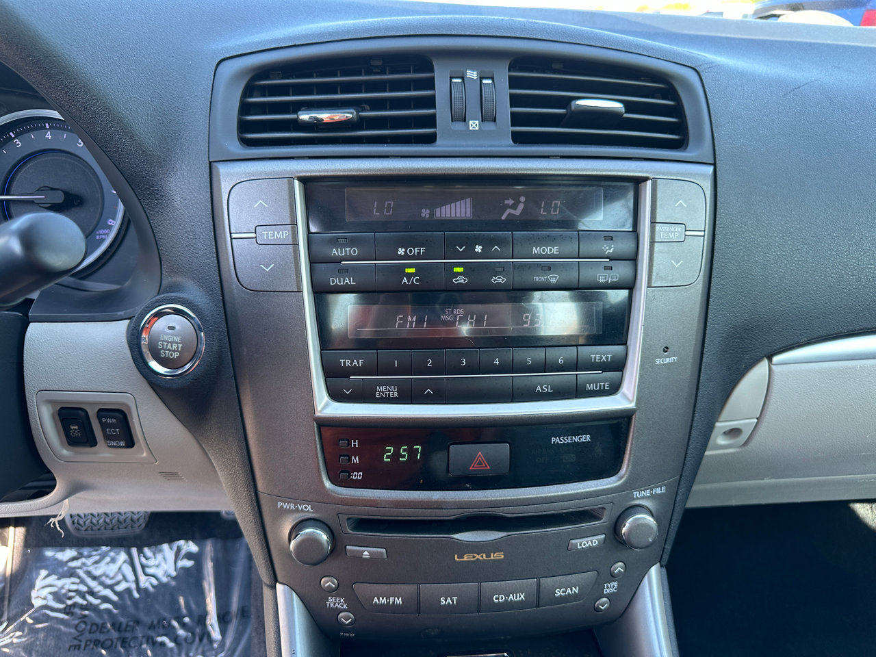 Used 2011 Lexus IS 250 image 15