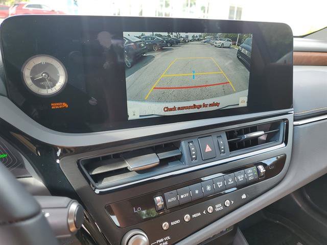 Used 2025 Lexus ES 350 w/ Premium Package FWD image 59