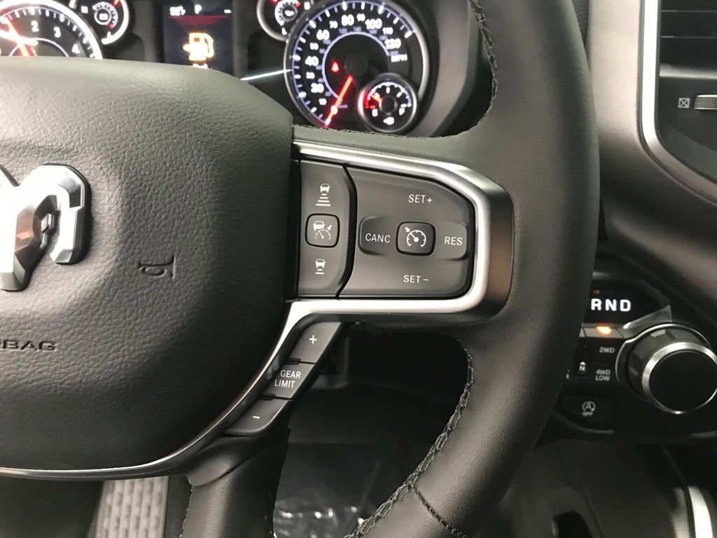 New 2026 RAM 1500 4x4 Crew Cab image 16