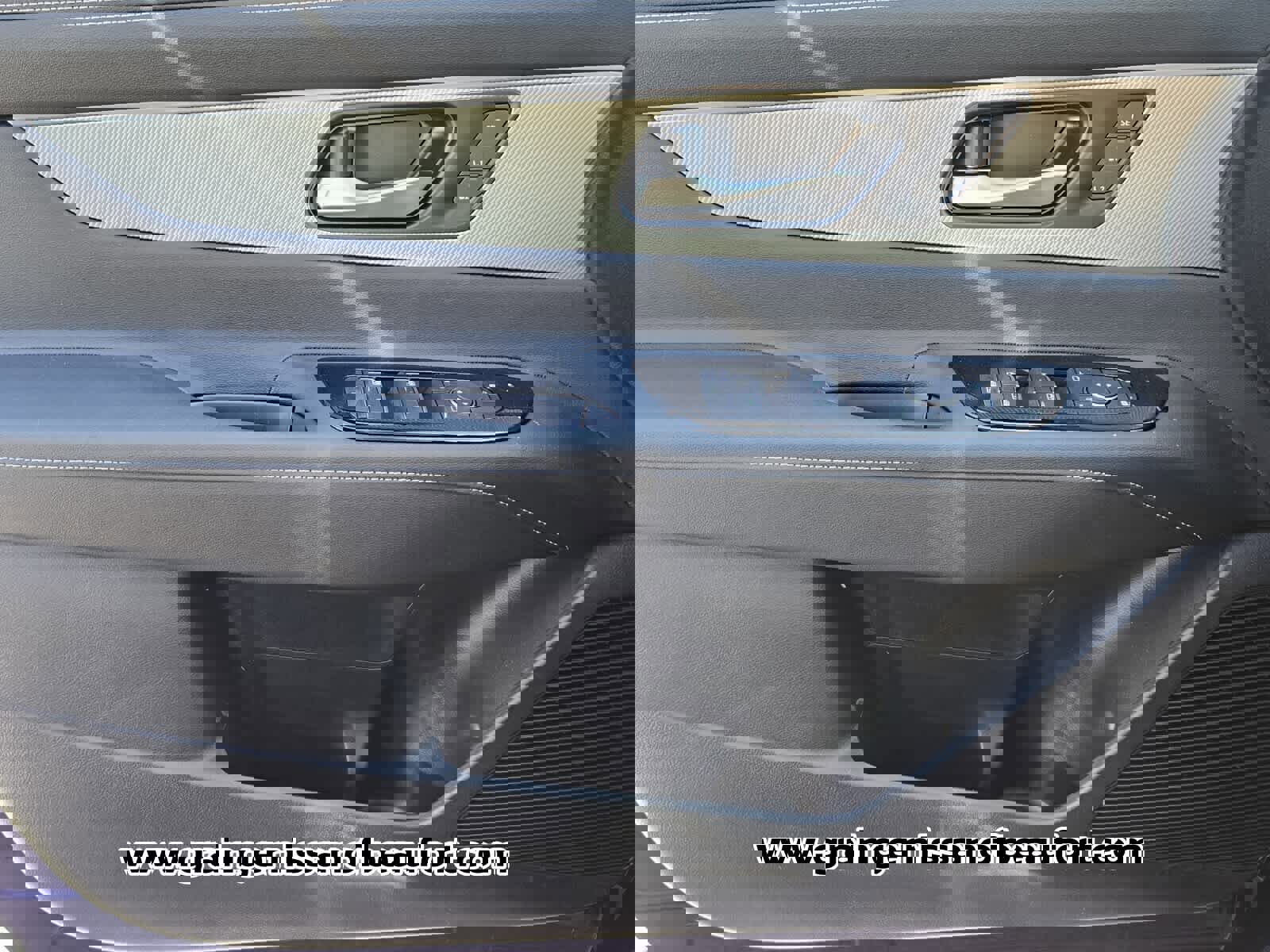 New 2025 Nissan Murano SL image 15