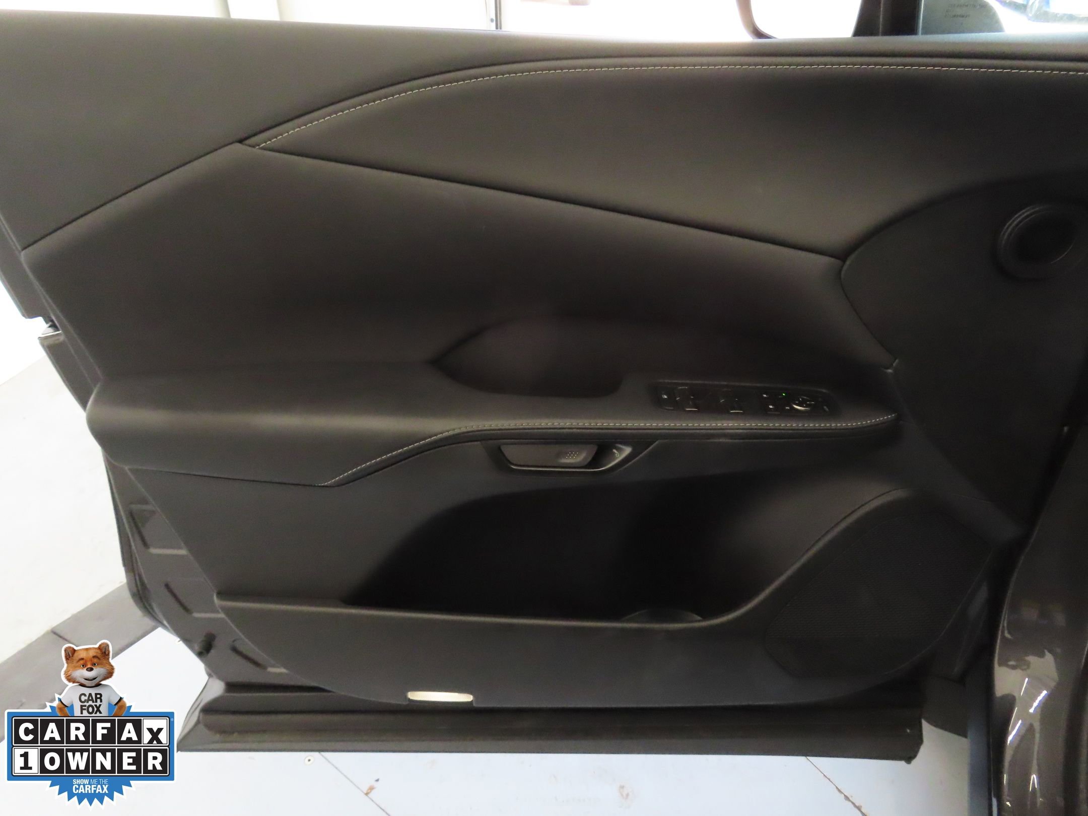 Used 2025 Lexus RX 350 Premium w/ Accessory Package image 11
