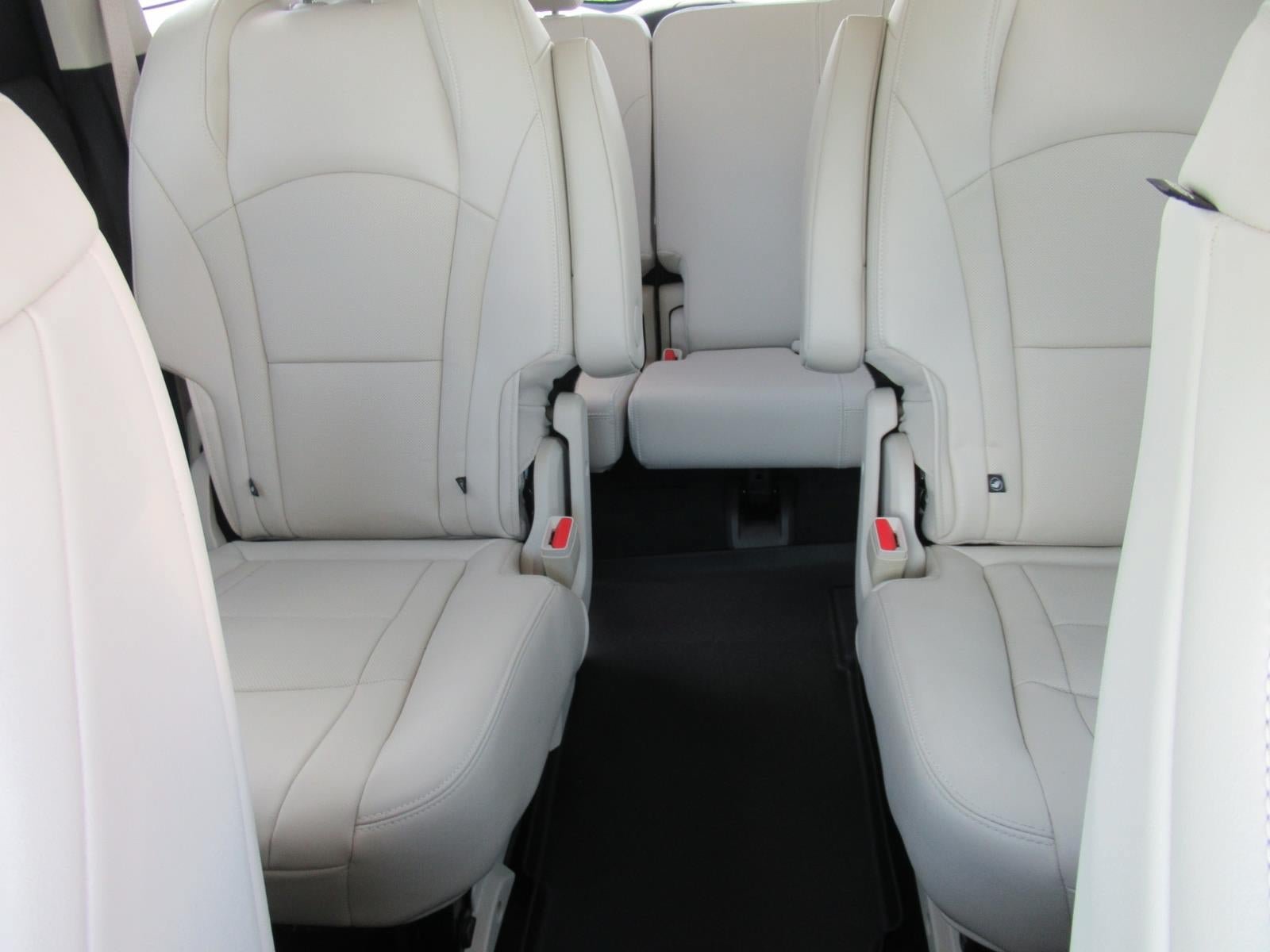 Used 2022 Buick Enclave Premium w/ Trailering Package, 5000 lbs. FWD image 38