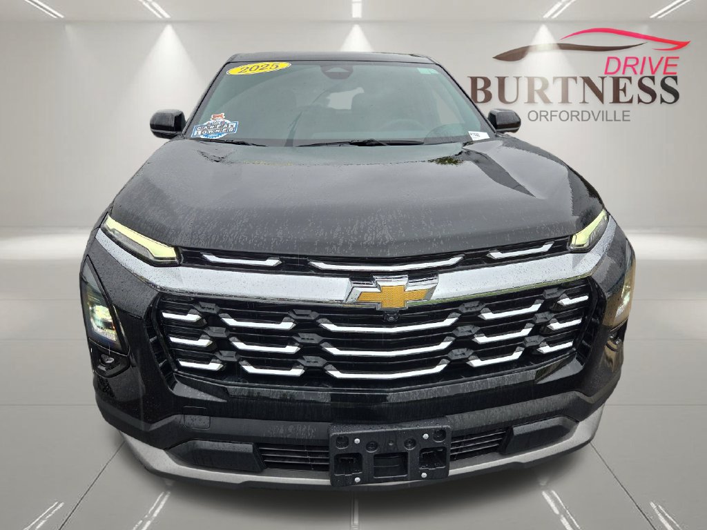 Certified 2025 Chevrolet Equinox LT w/ Safety and Technology Package AWD/4WD image 3