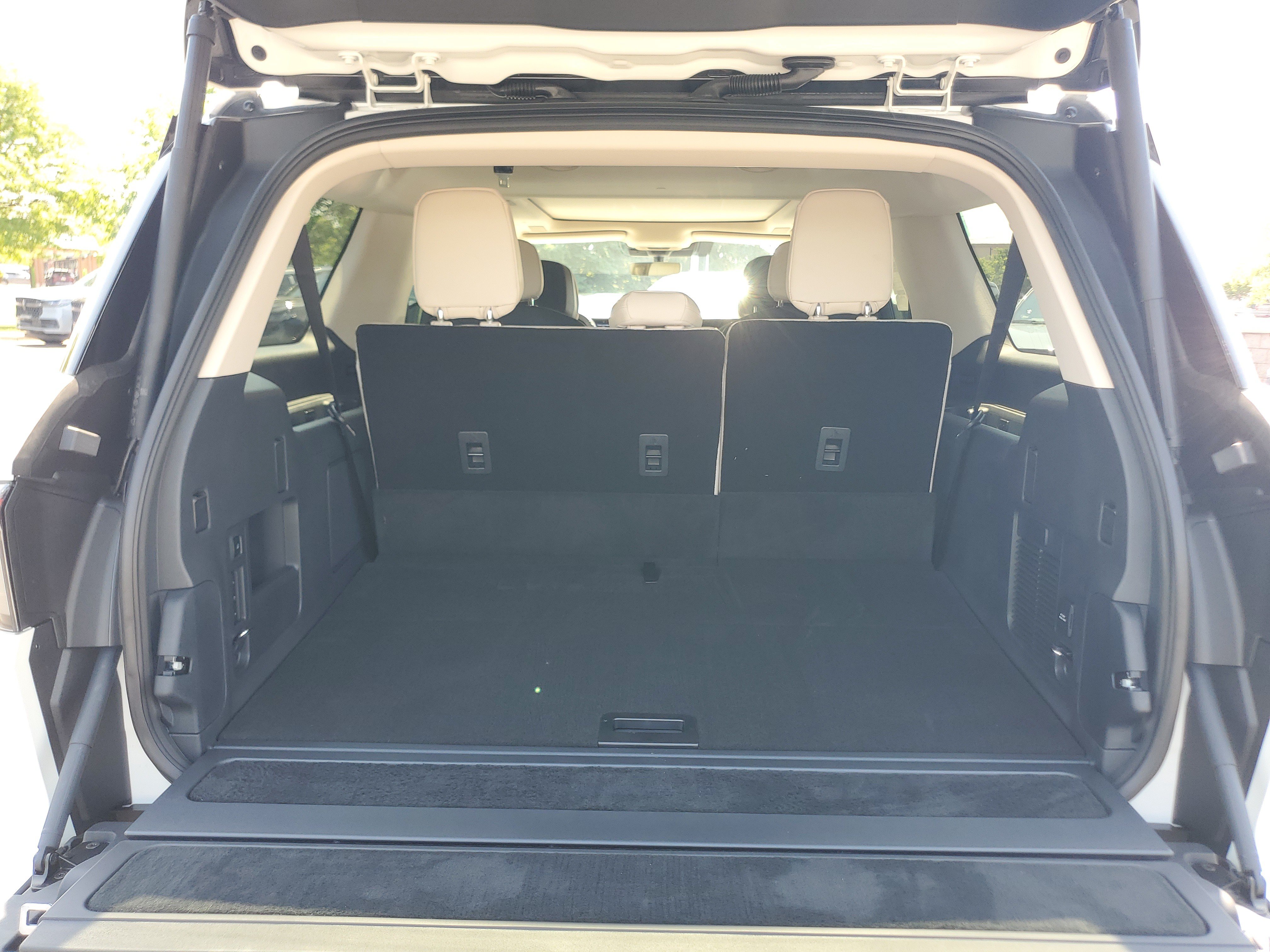 New 2027 Lincoln Navigator L Reserve AWD/4WD image 31
