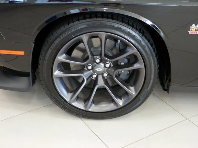 Used 2022 Dodge Challenger R/T Scat Pack RWD image 14