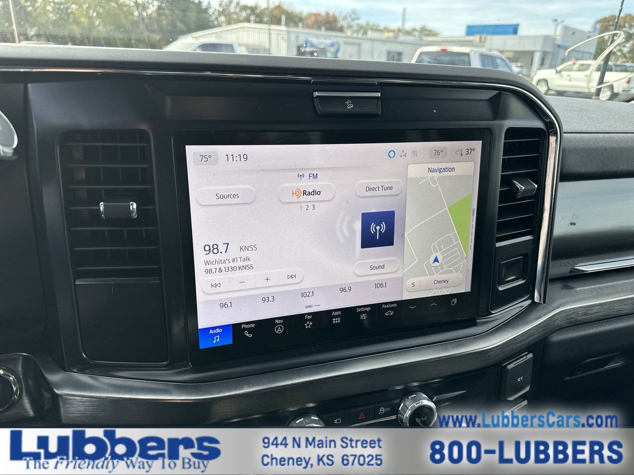 Used 2025 Ford F250 Lariat w/ FX4 Off-Road Package image 15