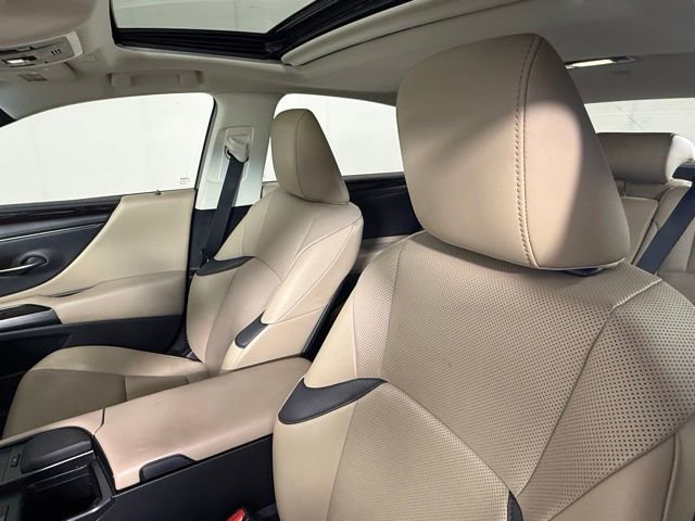 Used 2021 Lexus ES 350 w/ Premium Package FWD image 6