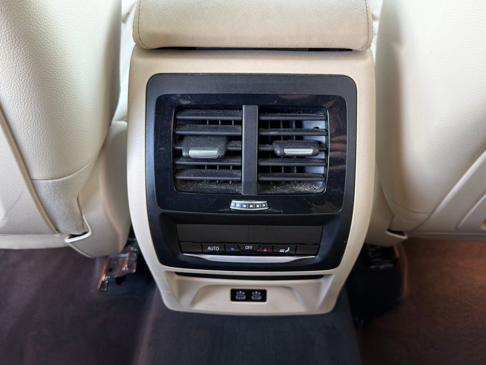 Used 2021 BMW X3 xDrive30e w/ Premium Package image 16