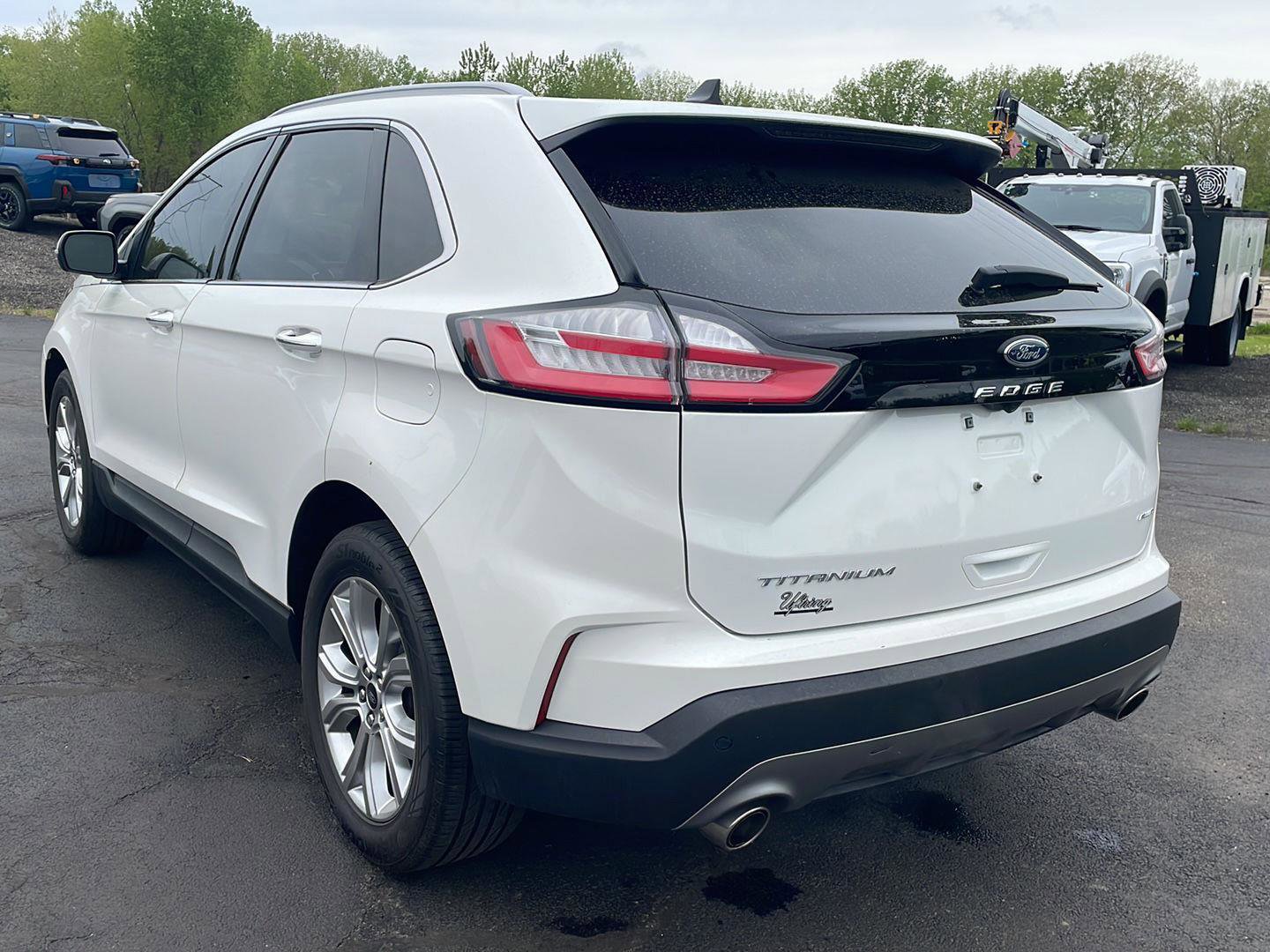 Used 2024 Ford Edge Titanium w/ Equipment Group 301A AWD/4WD image 3
