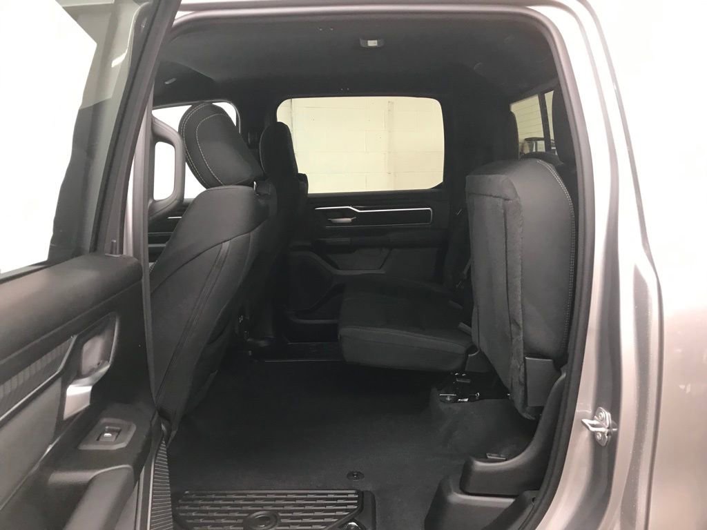New 2026 RAM 1500 4x4 Crew Cab image 30
