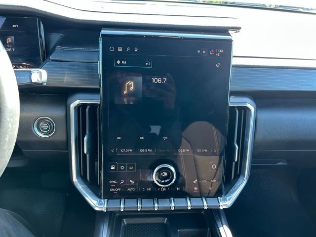 Certified 2025 GMC Acadia Elevation image 24