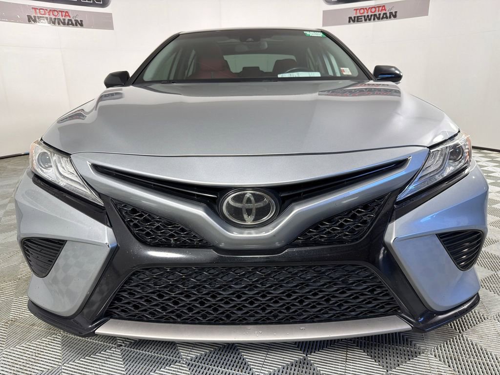 Used 2020 Toyota Camry XSE FWD image 9