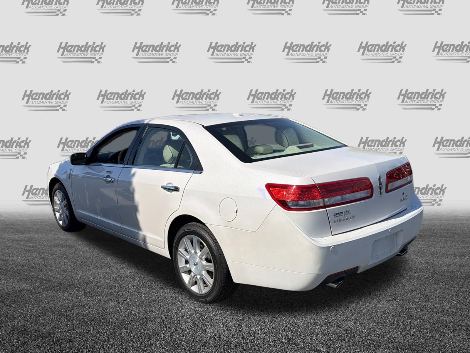 Used 2012 Lincoln MKZ FWD image 8