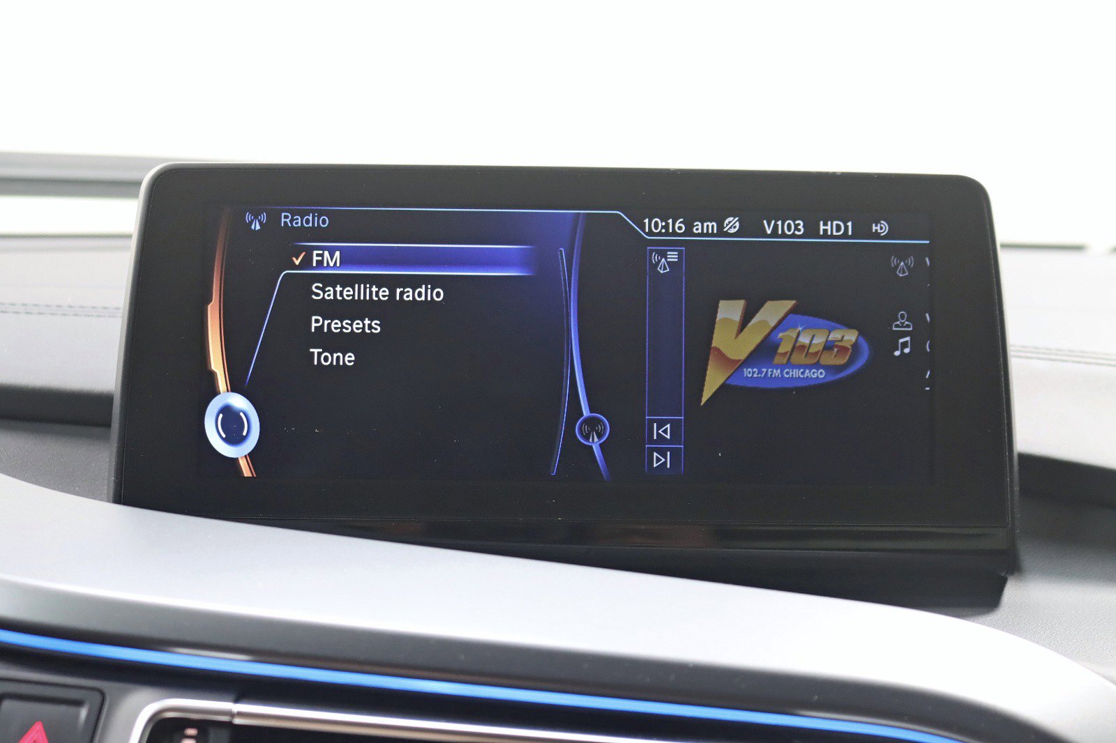 Used 2016 BMW i8 image 24