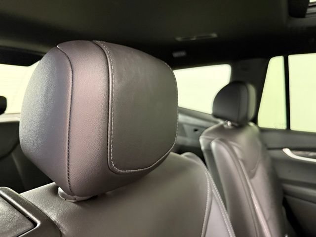 Certified 2025 Cadillac XT6 Sport w/ LPO, Red Accent Package AWD/4WD image 34