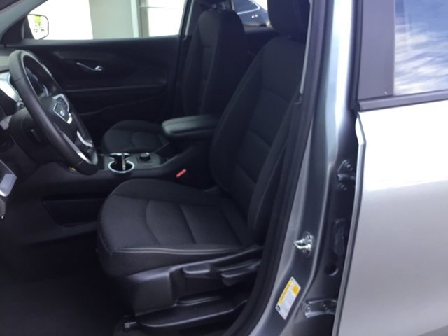 Used 2024 GMC Terrain SLE image 16