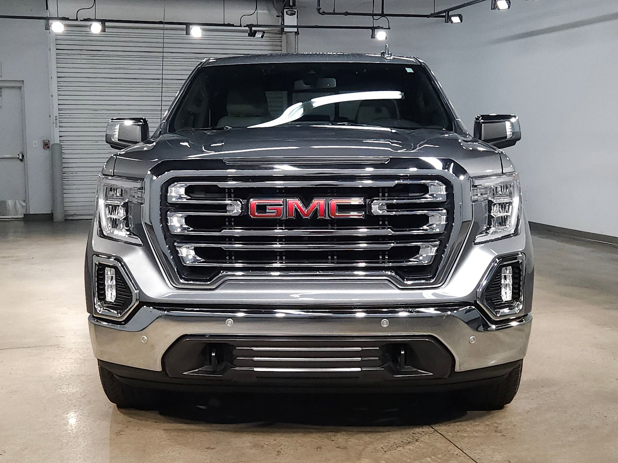 Used 2020 GMC Sierra 1500 SLT w/ SLT Premium Plus Package AWD/4WD image 2
