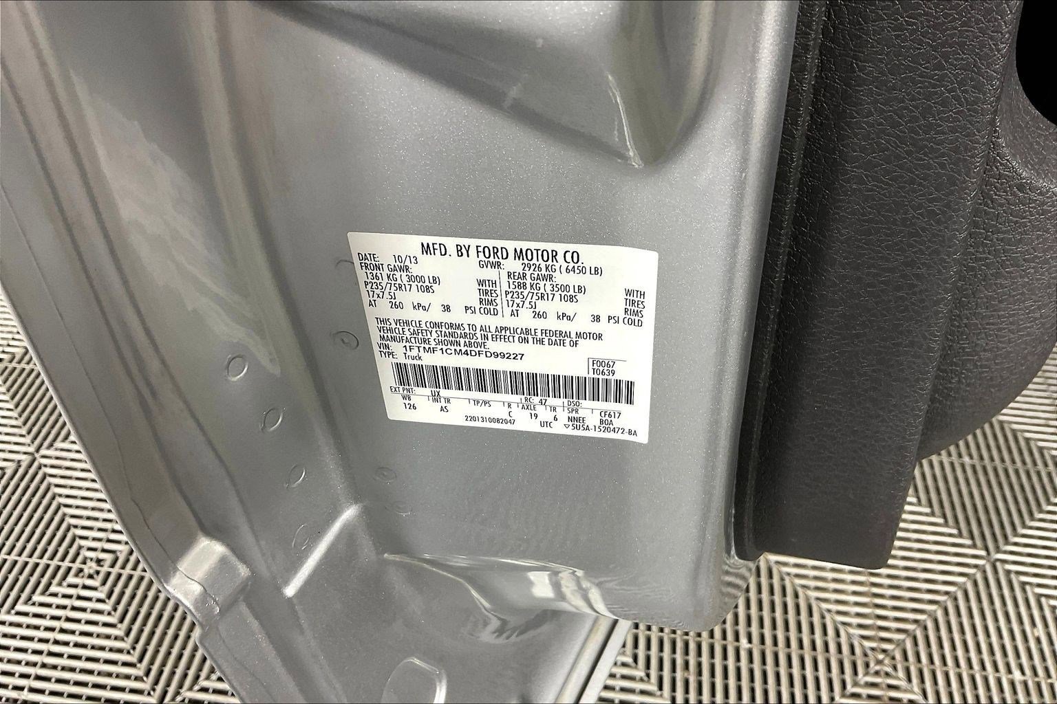 Used 2013 Ford F150 XL w/ Mid Equipment Group RWD image 17
