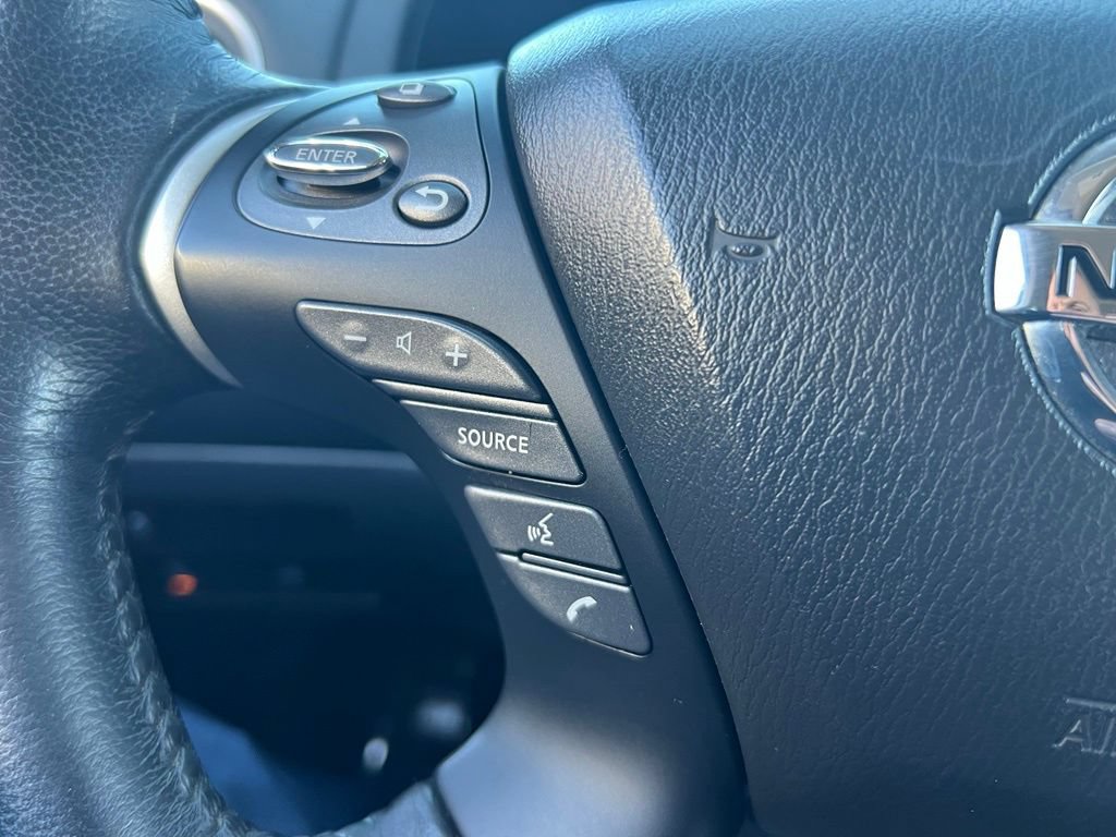 Used 2019 Nissan Pathfinder SV AWD/4WD image 21