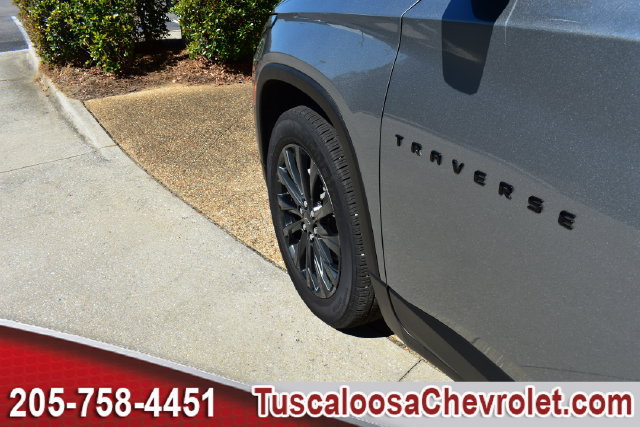Certified 2023 Chevrolet Traverse RS FWD image 19