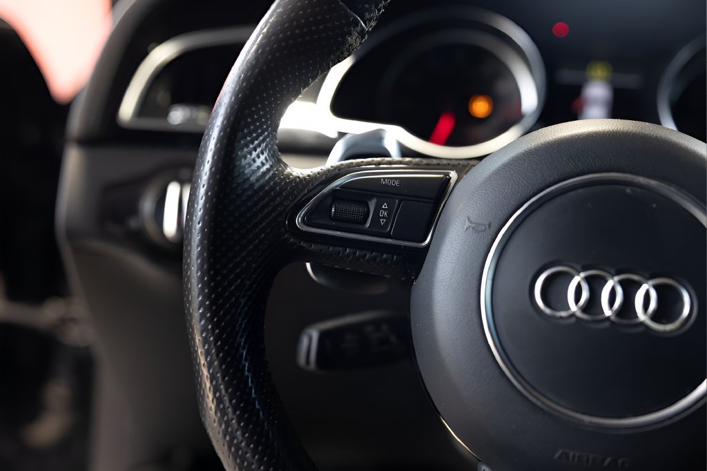 Used 2015 Audi RS 5 Coupe w/ Technology Package AWD/4WD image 65