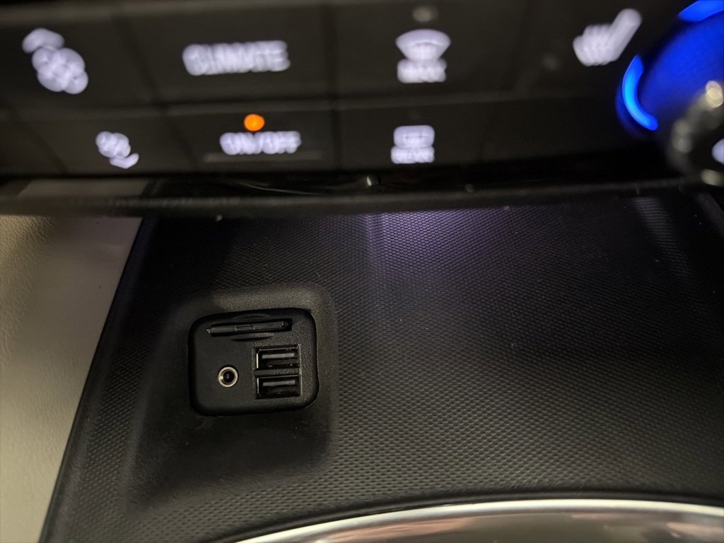 Used 2021 Buick Enclave Essence w/ Sound and Sites Package image 15