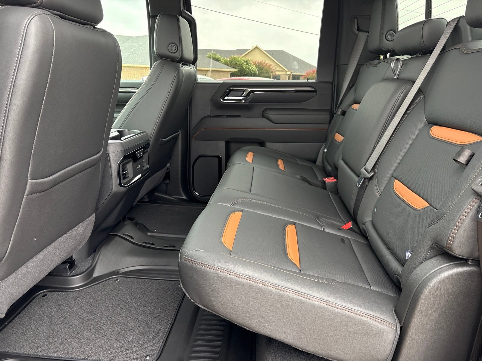 New 2026 GMC Sierra 2500 AT4 w/ AT4 Premium Plus Package AWD/4WD image 19