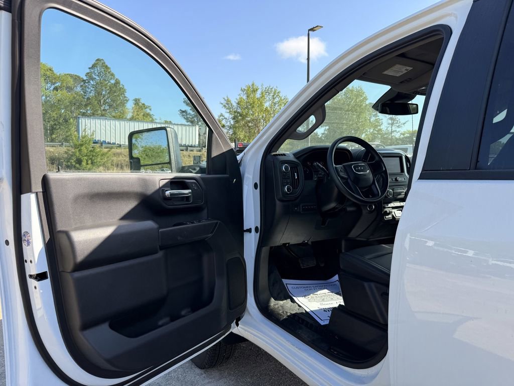 New 2025 GMC Sierra 3500 Pro w/ Convenience Package AWD/4WD image 13