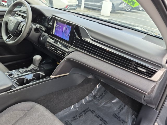 Used 2025 Toyota Camry LE FWD image 6