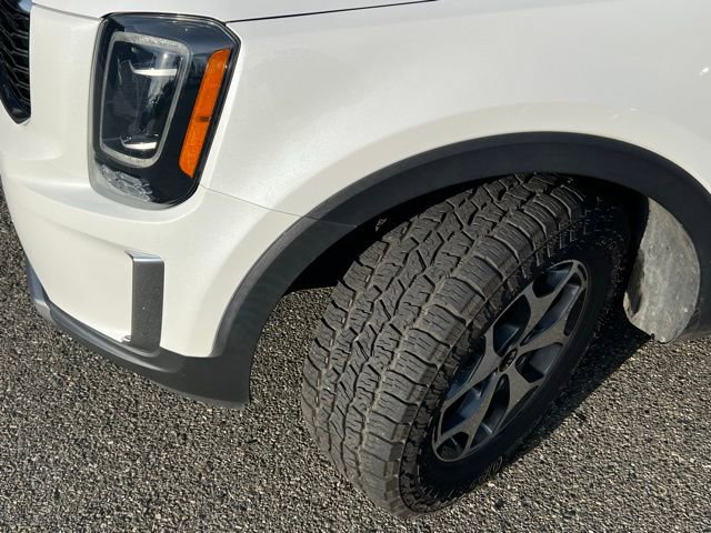Used 2021 Kia Telluride EX w/ Towing Package image 3