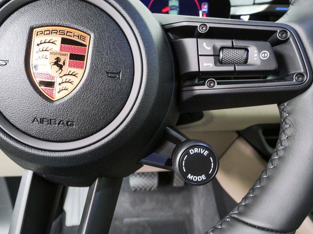 New 2026 Porsche Macan Electric RWD image 11