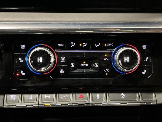 Used 2024 GMC Sierra 2500 Denali Ultimate w/ Snow Plow Prep/Camper Package image 20