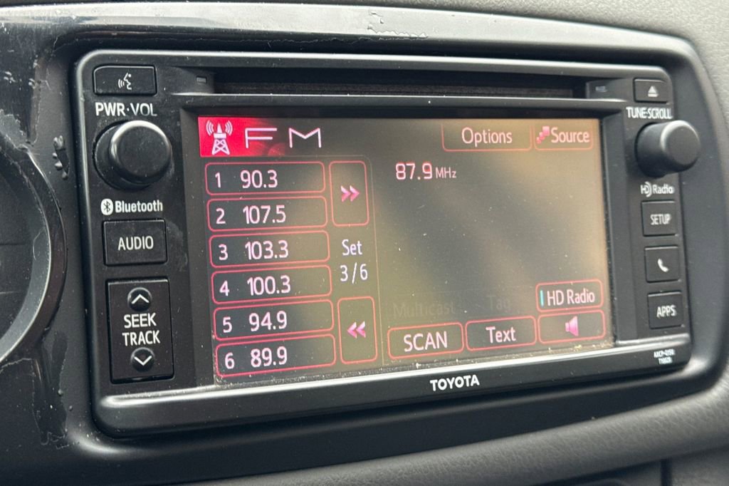 Used 2015 Toyota Yaris L FWD image 18