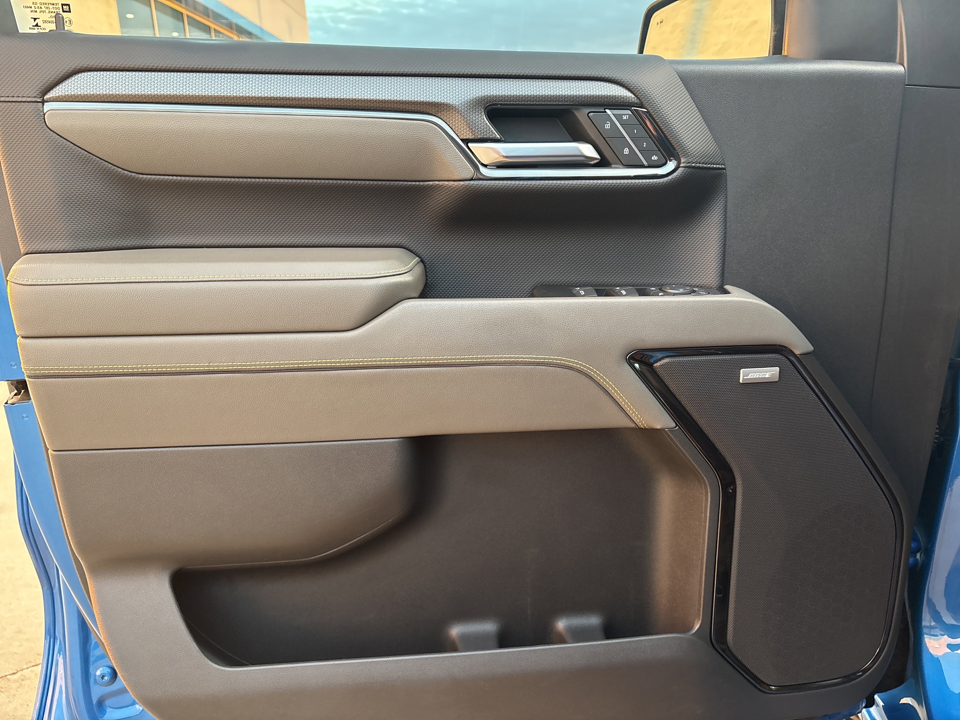 Used 2022 Chevrolet Silverado 1500 ZR2 w/ Technology Package image 20