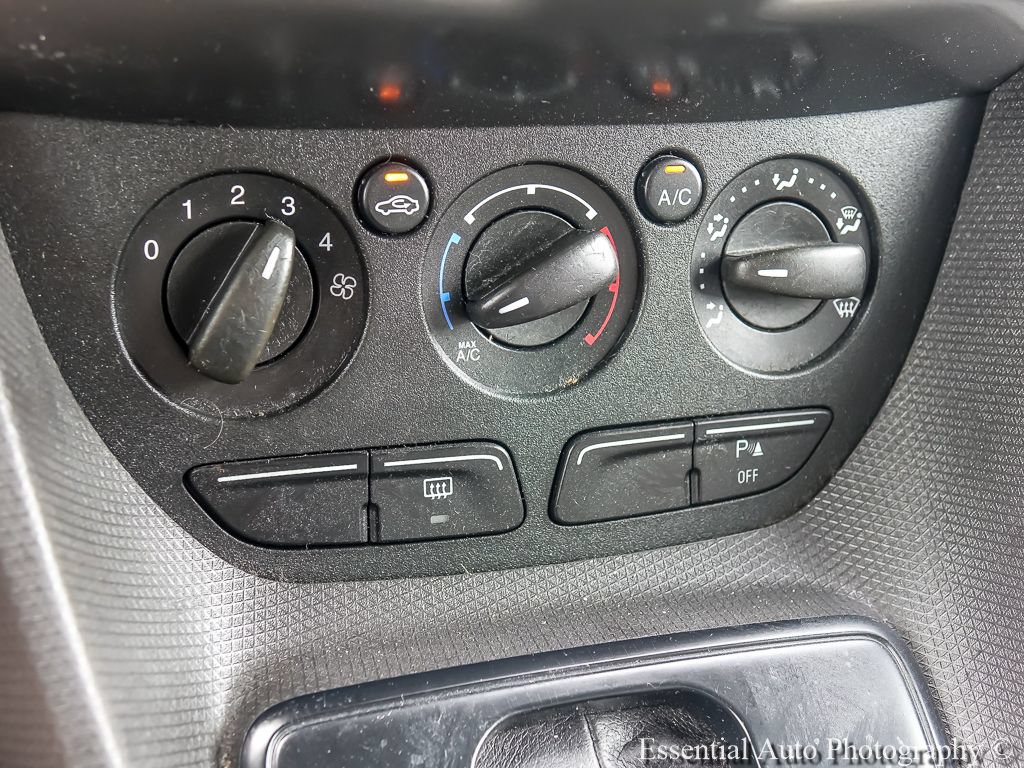 Used 2015 Ford Transit Connect XLT FWD image 18