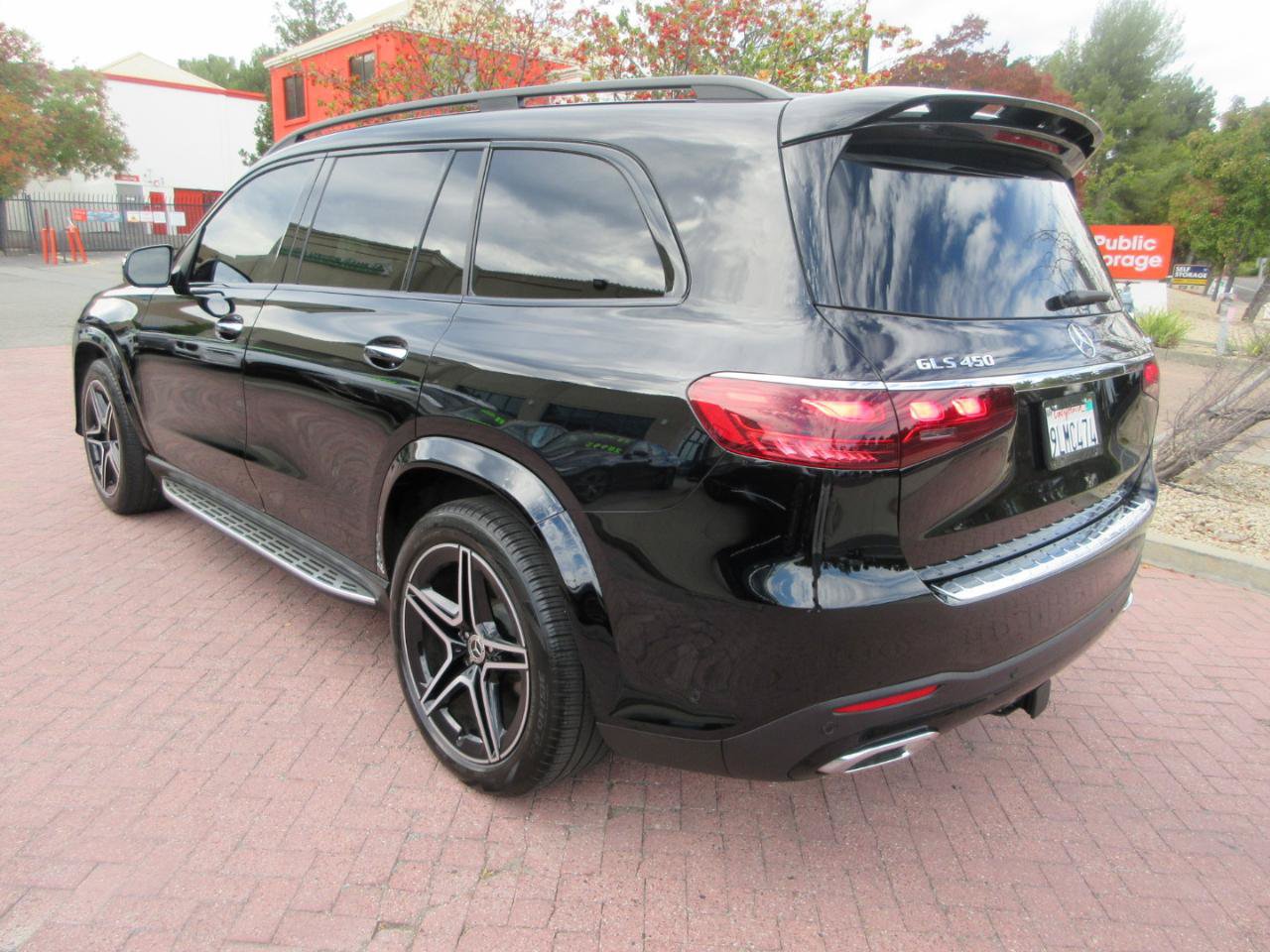 Used 2024 Mercedes-Benz GLS 450 4MATIC w/ AMG Line Exterior image 94