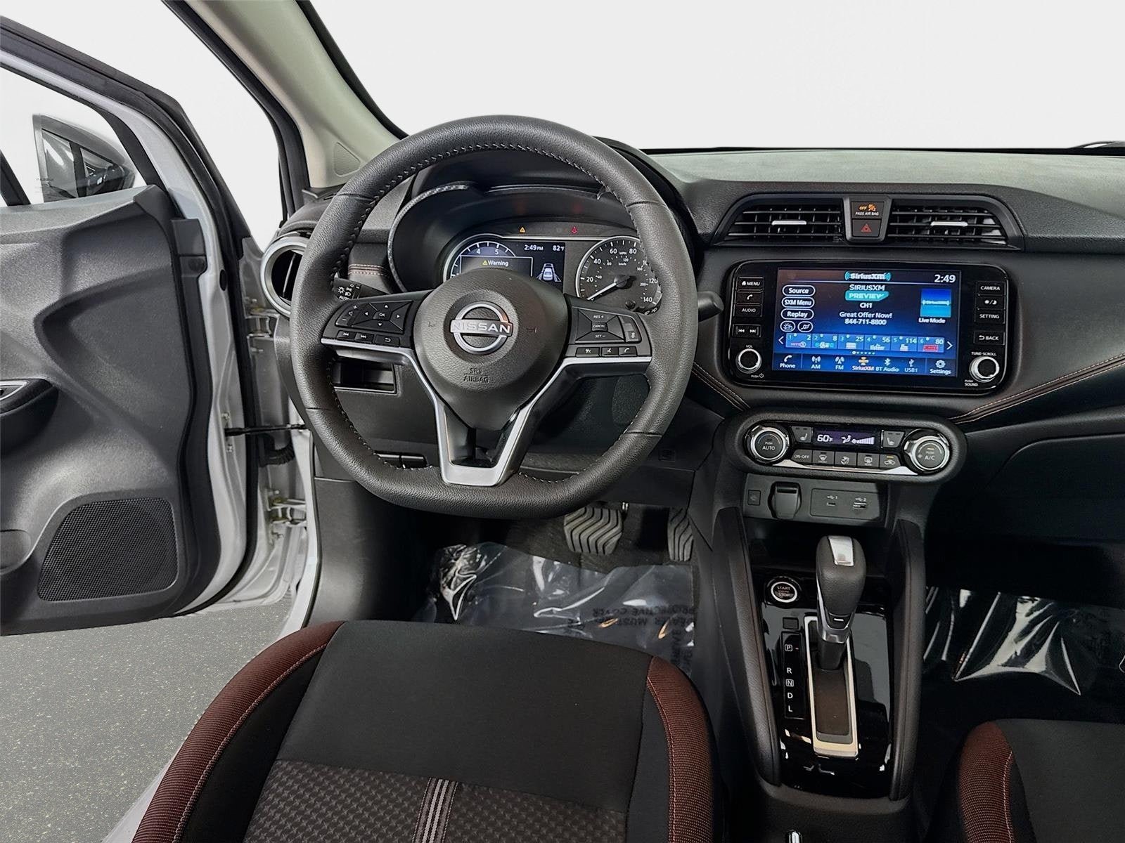 Certified 2025 Nissan Versa SR FWD image 22