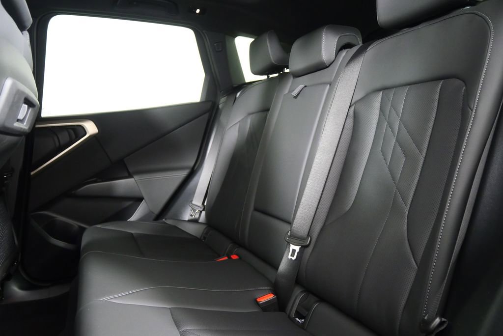 Certified 2025 BMW X3 xDrive30i image 16