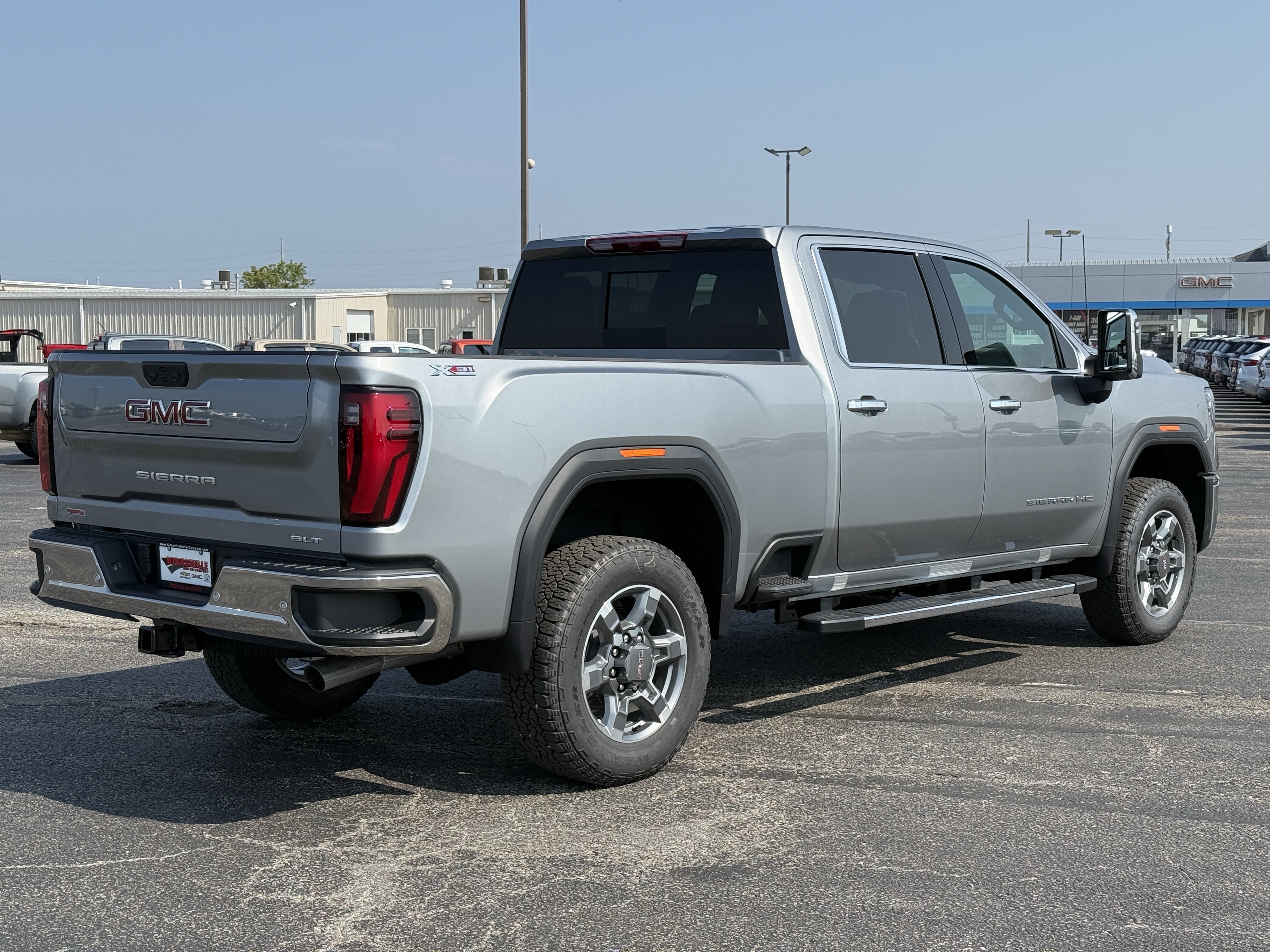 New 2026 GMC Sierra 2500 SLT w/ SLT Premium Package AWD/4WD image 5