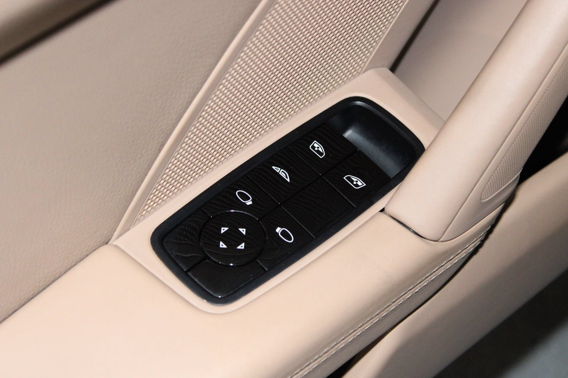 Used 2020 Porsche 911 Carrera S RWD image 20