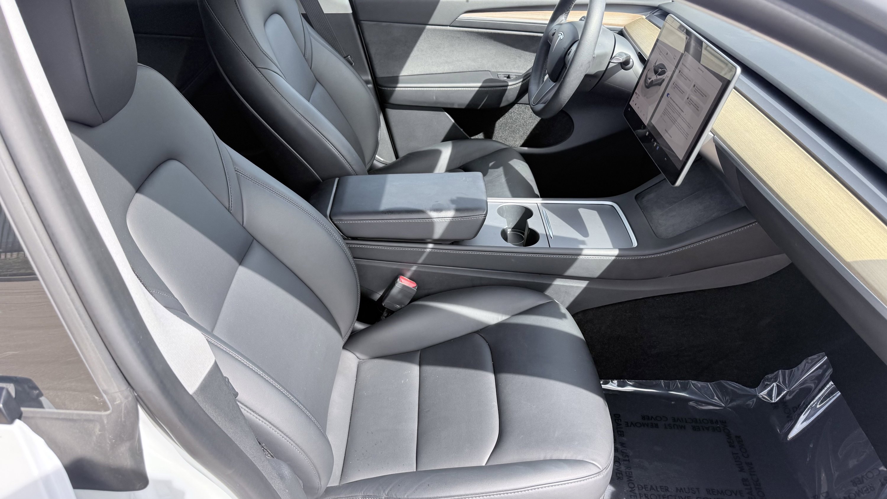 Used 2023 Tesla Model Y Long Range image 43