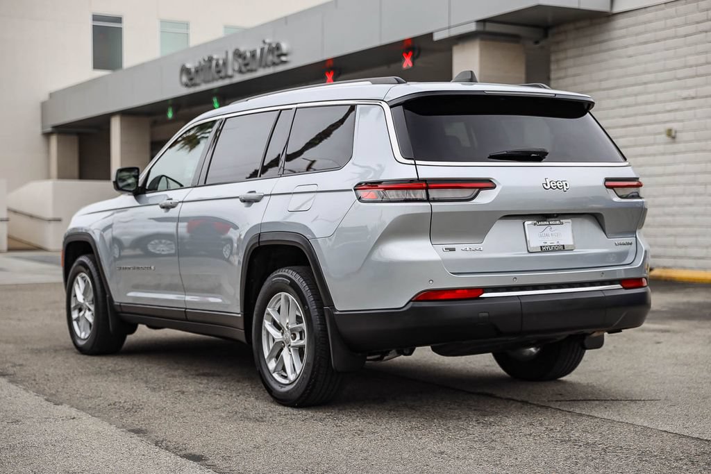Used 2023 Jeep Grand Cherokee L Laredo w/ Trailer Tow Group (B) AWD/4WD image 4