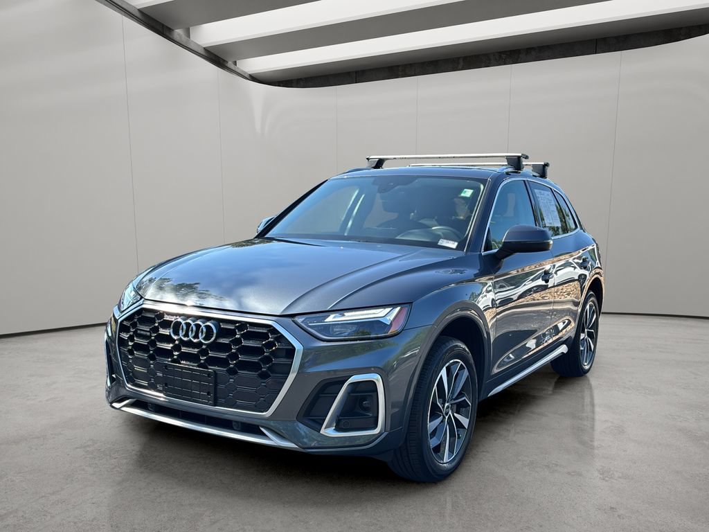 Used 2023 Audi Q5 2.0T Premium w/ Convenience Package AWD/4WD image 1