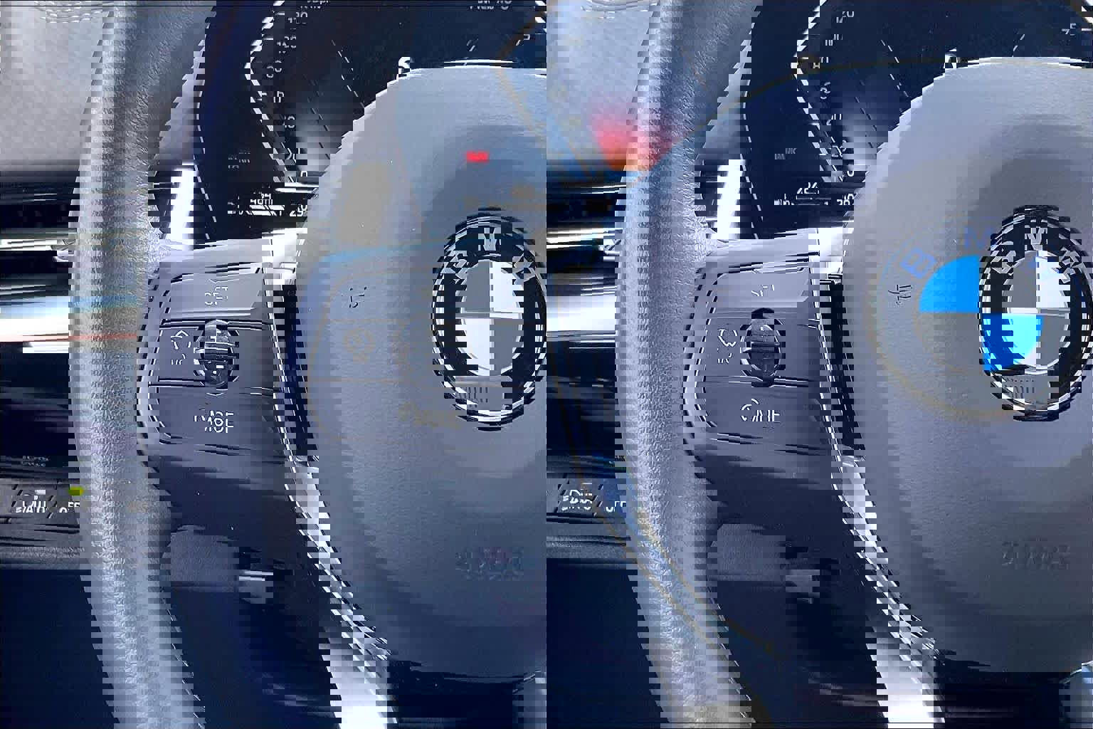 Certified 2025 BMW X2 xDrive28i image 25