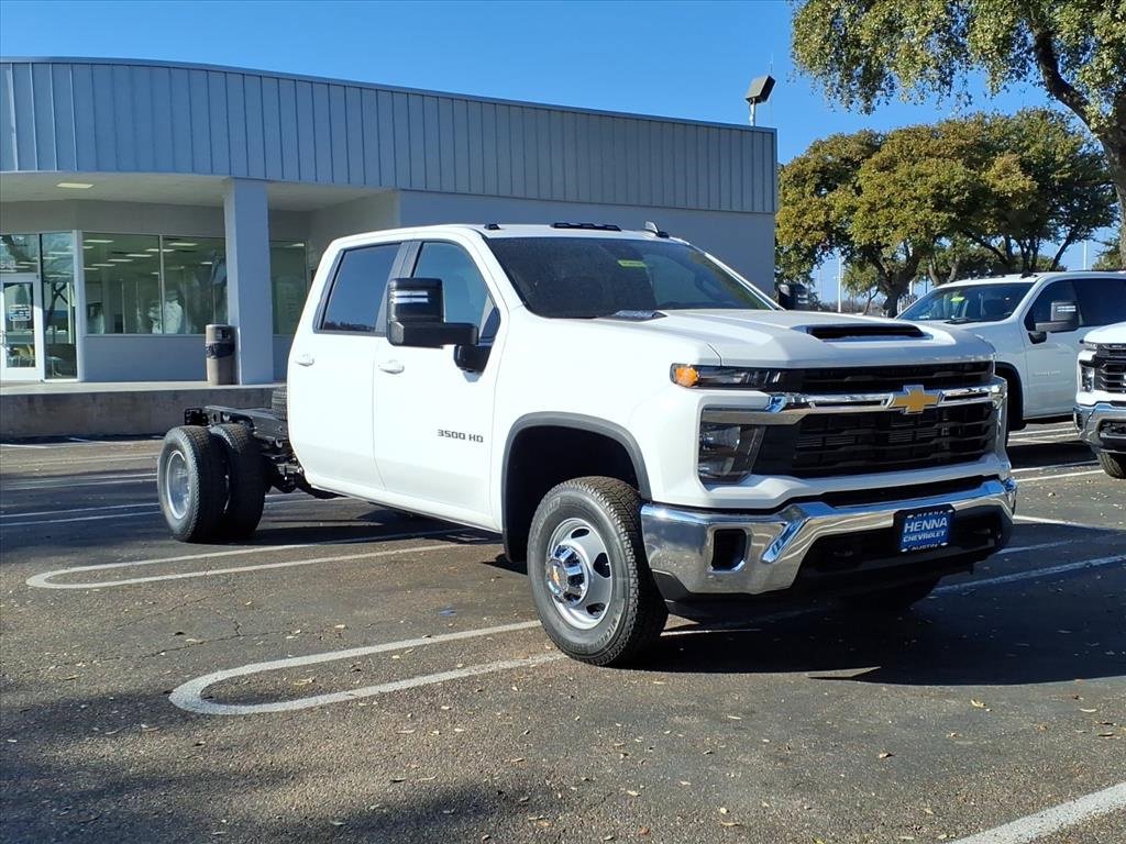 New 2026 Chevrolet Silverado 3500 LT