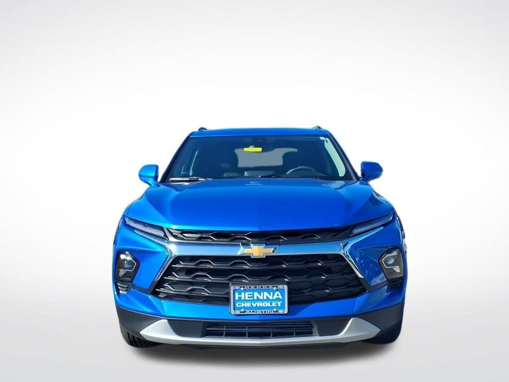 New 2026 Chevrolet Blazer LT w/ Convenience Package FWD image 9