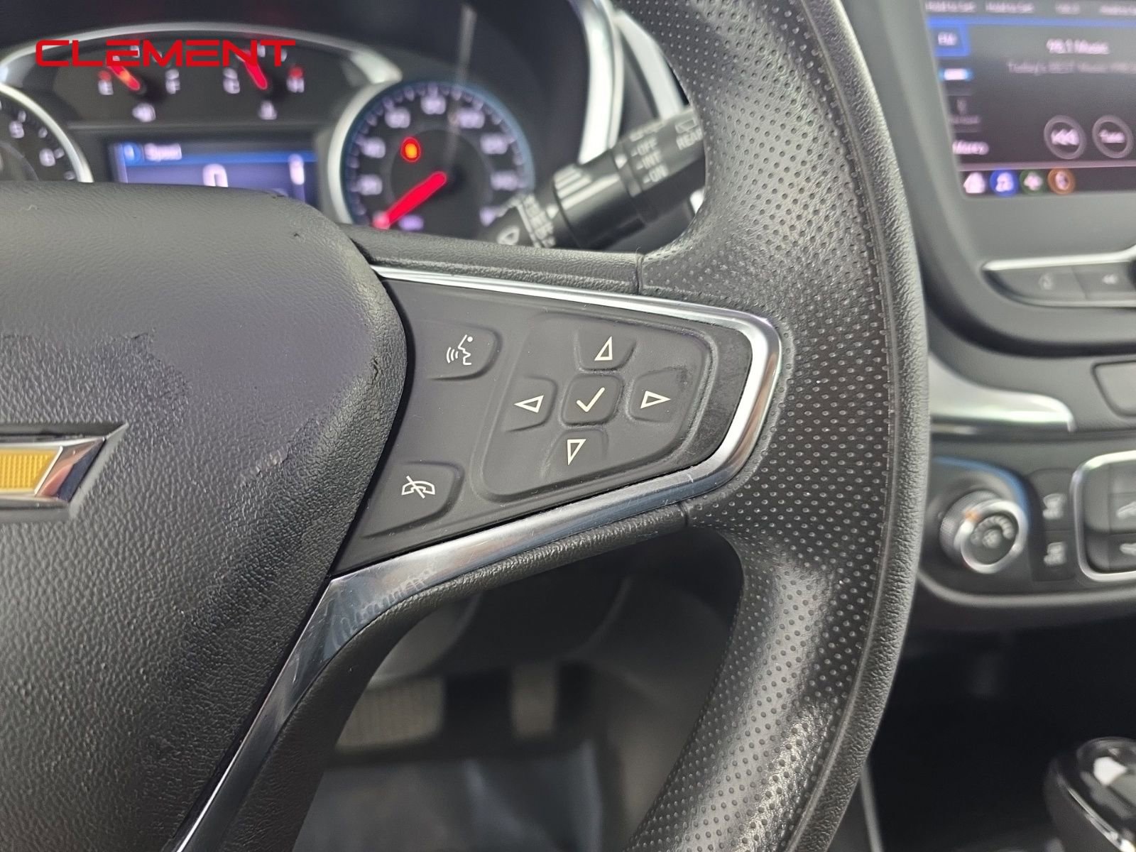 Used 2021 Chevrolet Equinox LT image 15