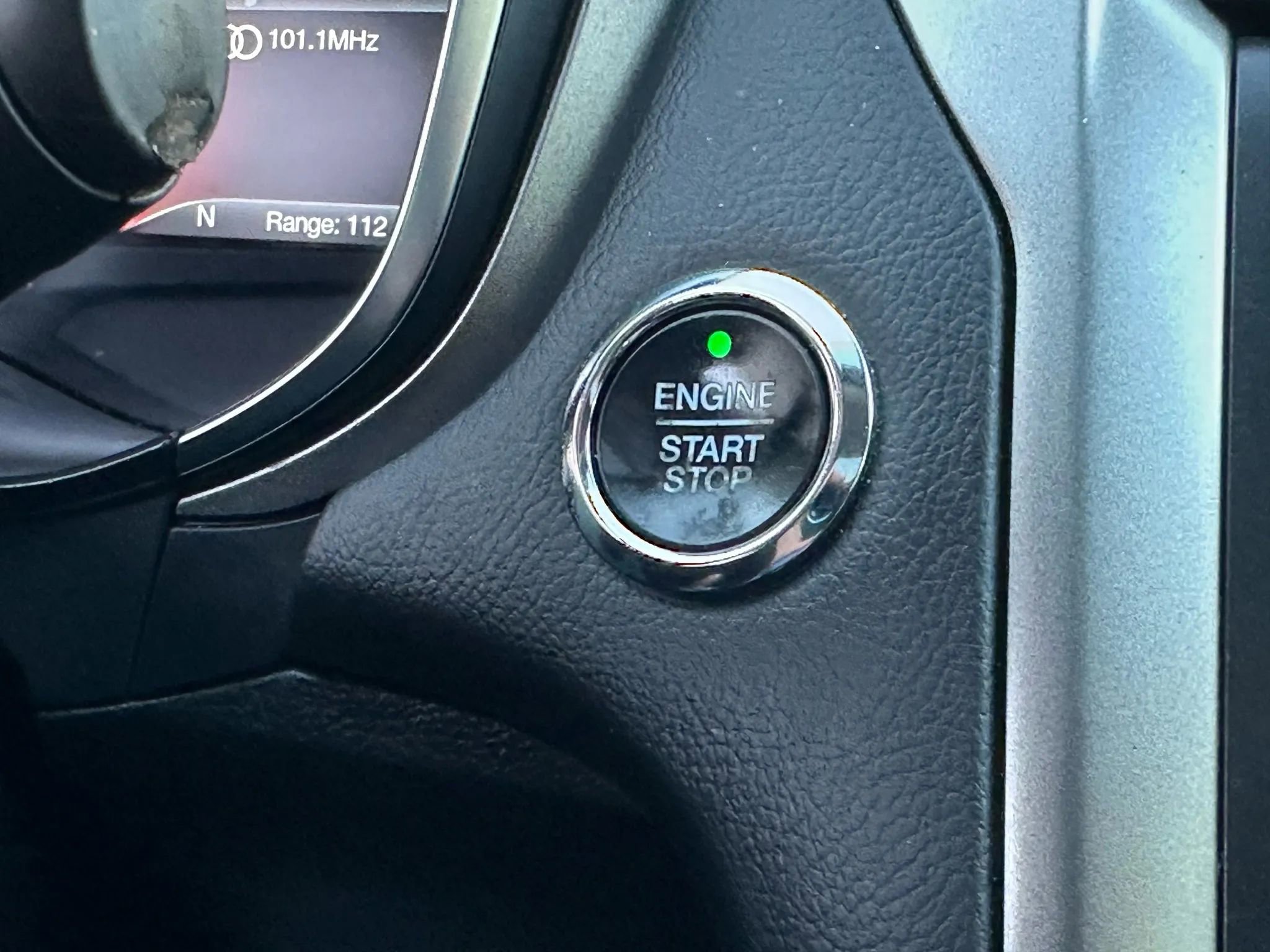 Used 2020 Ford Fusion SE image 31