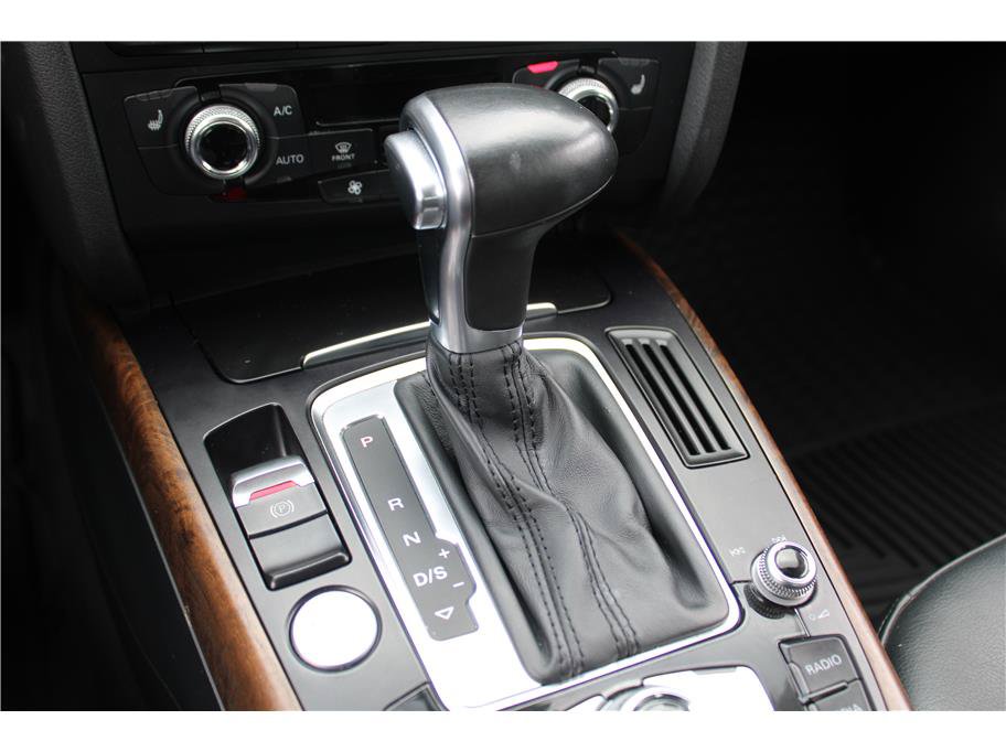 Used 2015 Audi A4 2.0T Premium Plus w/ Technology Package AWD/4WD image 29