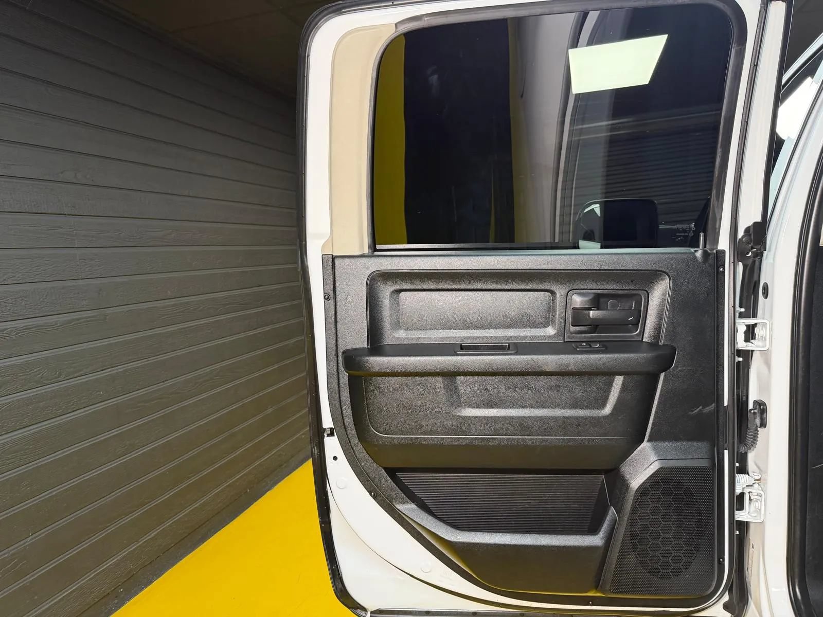 Used 2018 RAM 1500 Tradesman w/ Popular Equipment Group AWD/4WD image 15
